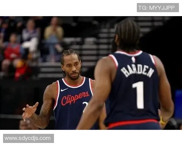 莱昂纳德轮休引发热议快船因此遭到NBA联盟警告